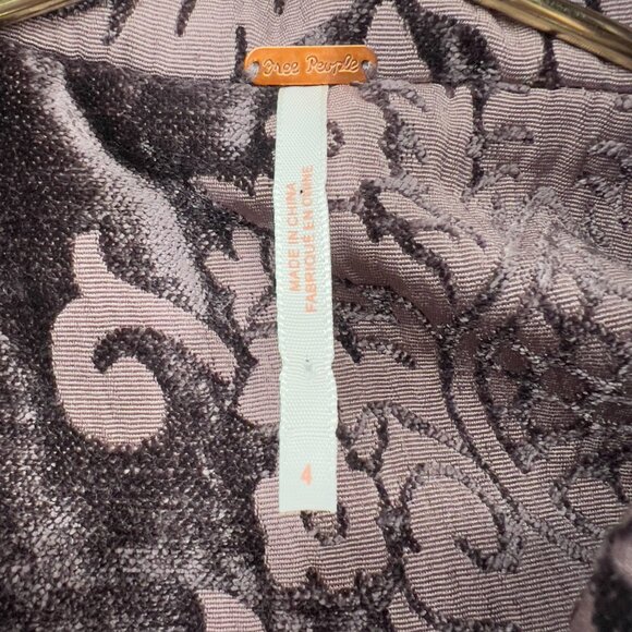 Free People Pink & Black Brocade Velvet Coat – Size 4 – Winter Women’s - Picture 9 of 11